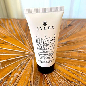 NWT Avant Pro Perfecting Collagen Primer Touche Éclat